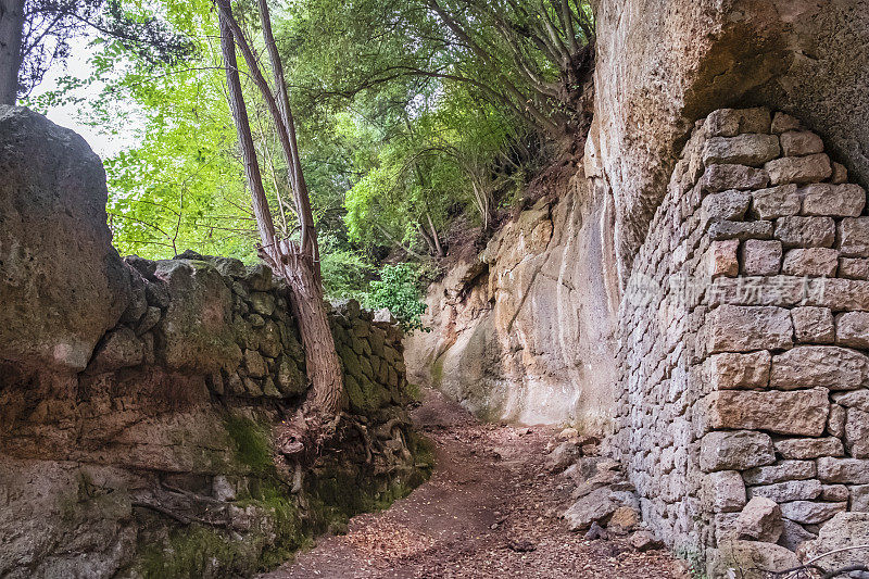 皮蒂利亚诺托斯卡纳的Vie Cave